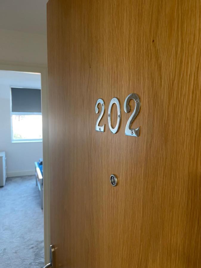 #0202 One Bedroom Serviced Apartment-Free Parking Derby Luaran gambar