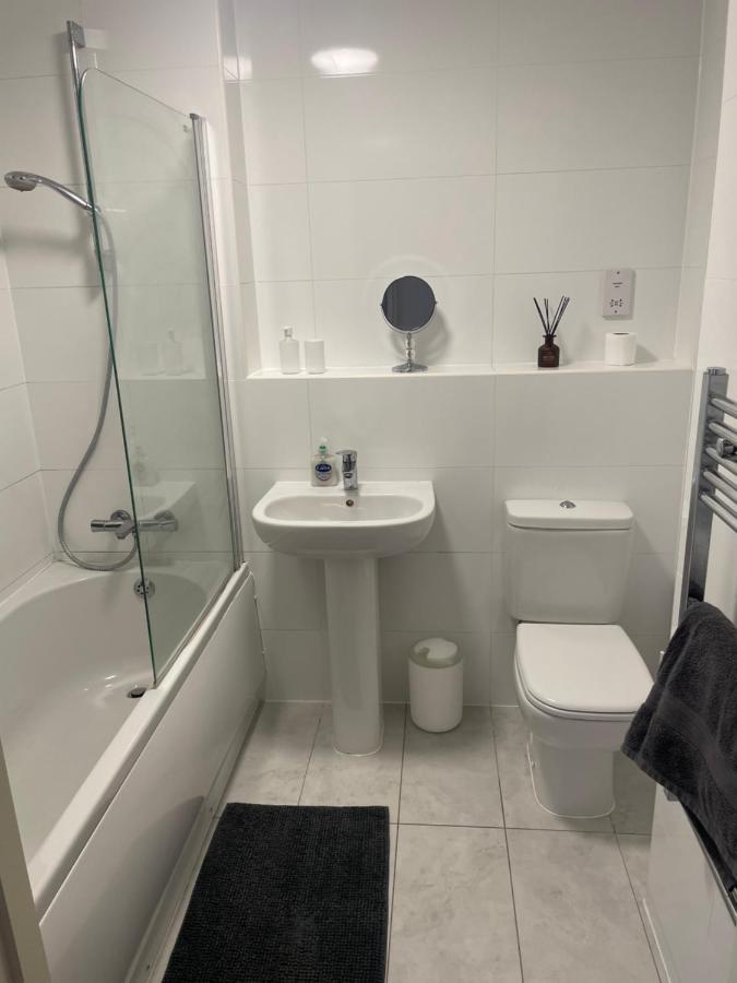 #0202 One Bedroom Serviced Apartment-Free Parking Derby Luaran gambar